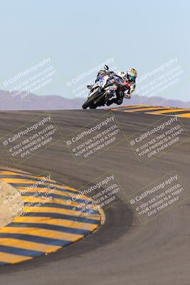 media/Dec-18-2022-SoCal Trackdays (Sun) [[8099a50955]]/Turns 9 and 10 Set 2 (1055am)/